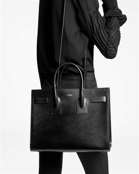 ysl sac de jour grained baby fog|Saint Laurent.